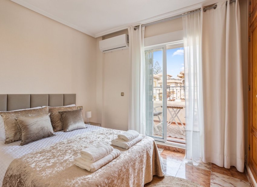 Resale - Townhouse / Duplex / Corner - Orihuela Costa - La Regia