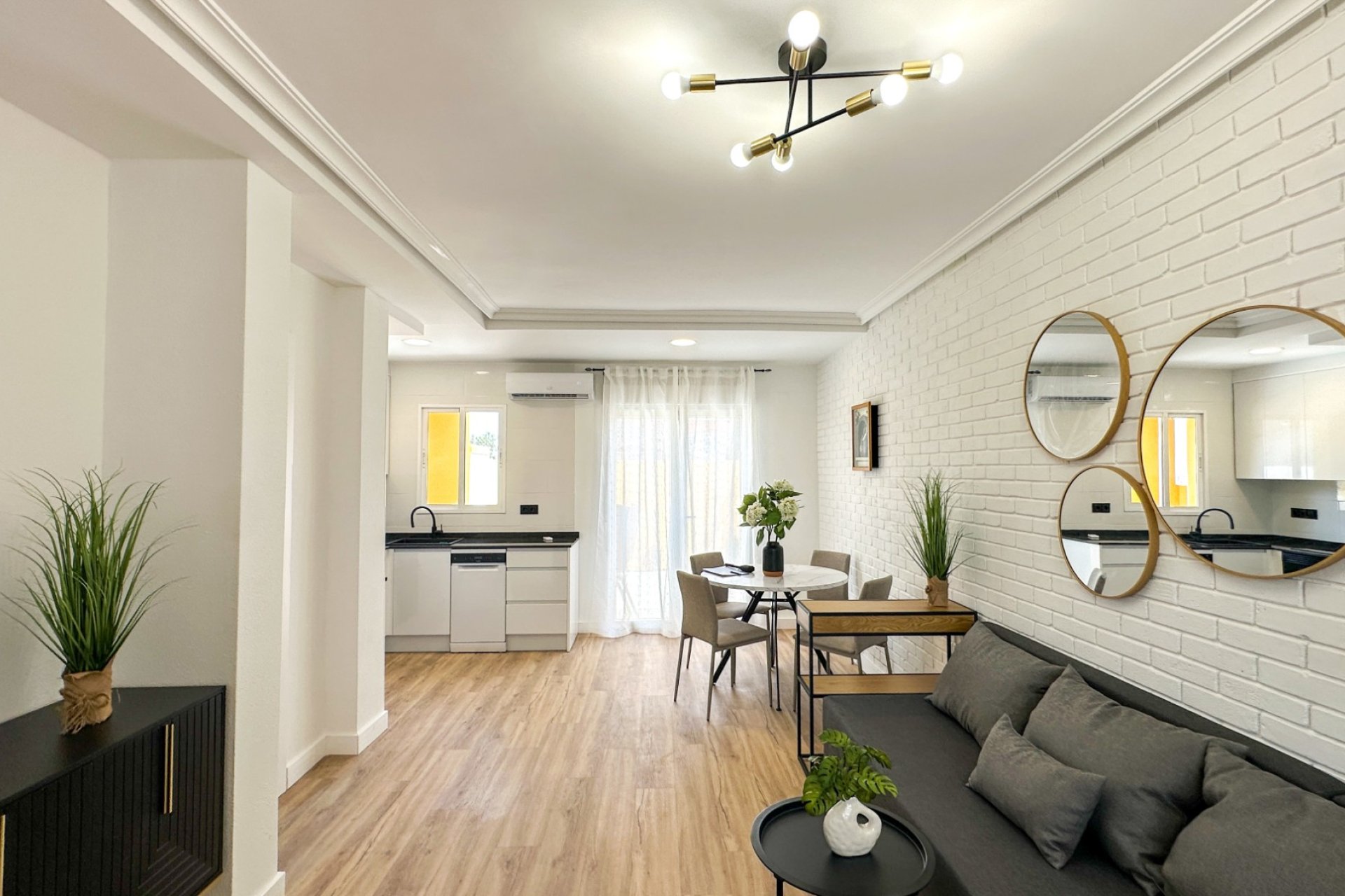Resale - Townhouse / Duplex / Corner - Orihuela Costa - La Regia