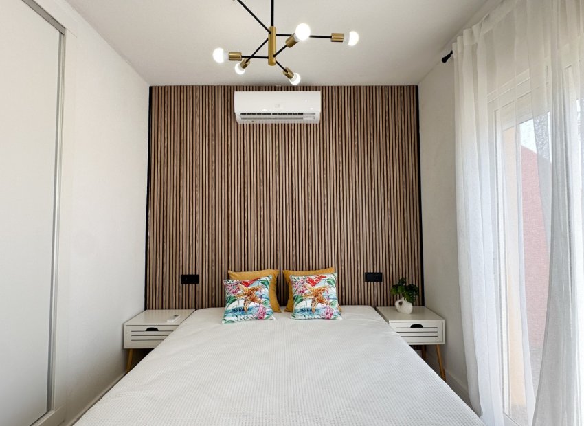 Resale - Townhouse / Duplex / Corner - Orihuela Costa - La Regia