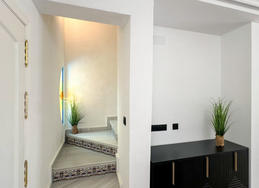 Resale - Townhouse / Duplex / Corner - Orihuela Costa - La Regia