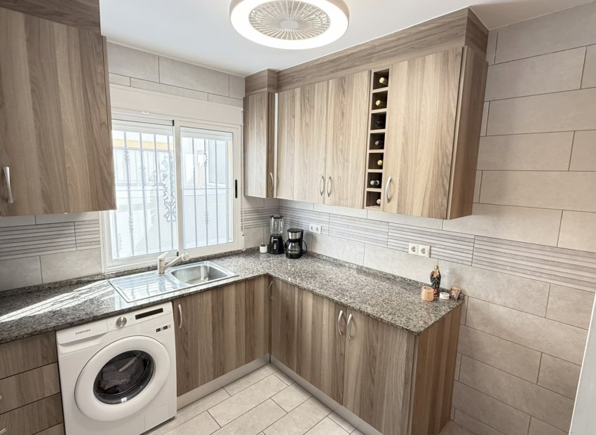 Resale - Townhouse / Duplex / Corner - Orihuela Costa - La Zenia