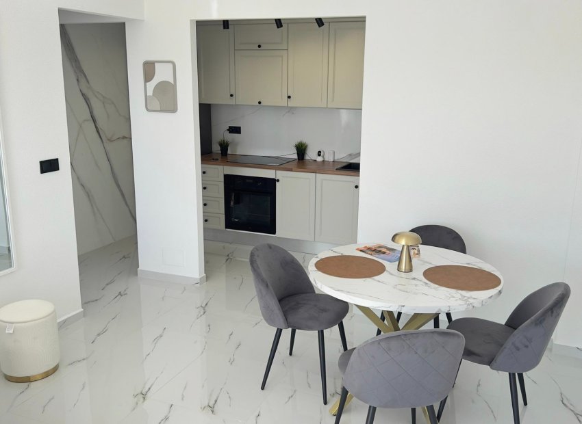 Resale - Townhouse / Duplex / Corner - Orihuela Costa - La Zenia