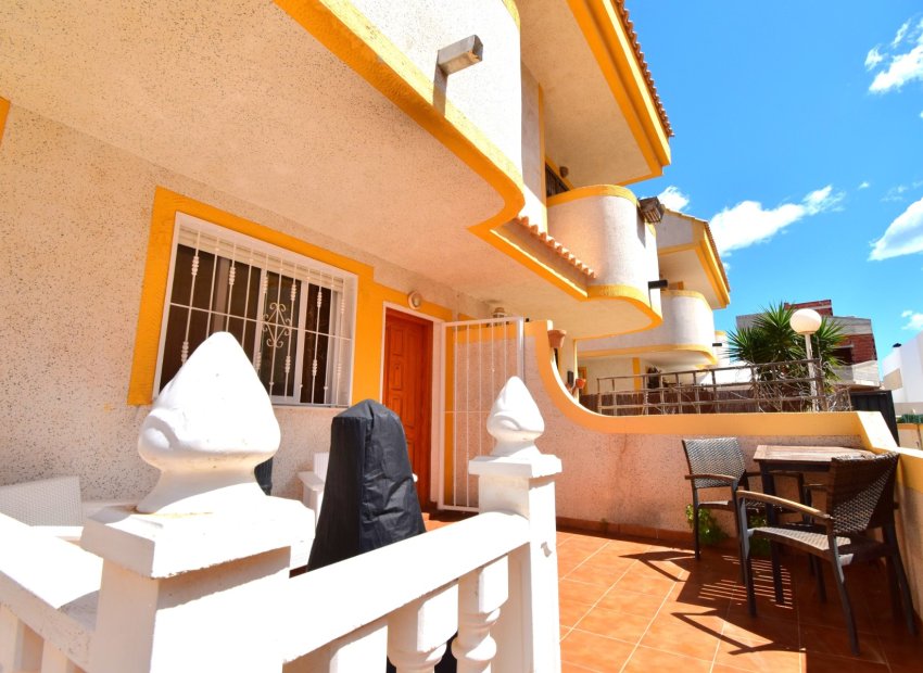 Resale - Townhouse / Duplex / Corner - Orihuela Costa - Los Altos