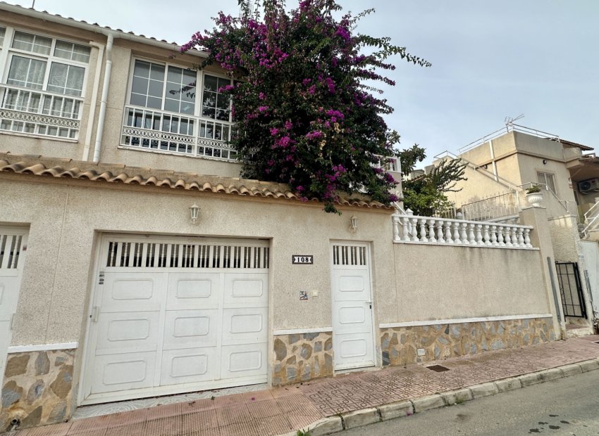 Resale - Townhouse / Duplex / Corner - Orihuela Costa - Los Altos