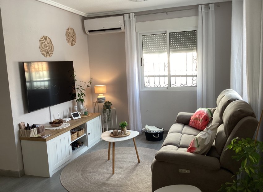 Resale - Townhouse / Duplex / Corner - Orihuela Costa - Los Altos*