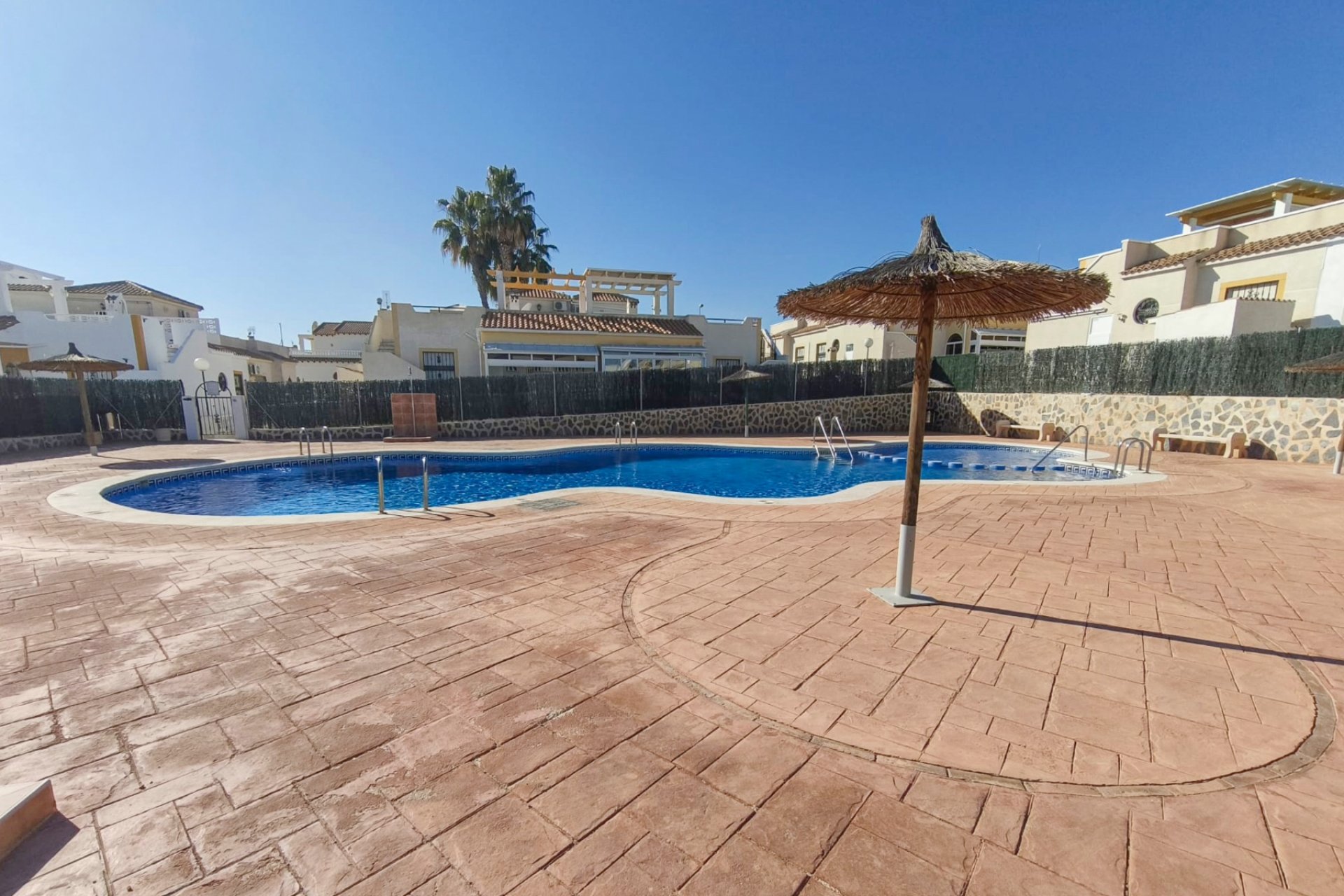 Resale - Townhouse / Duplex / Corner - Orihuela Costa - Los Altos