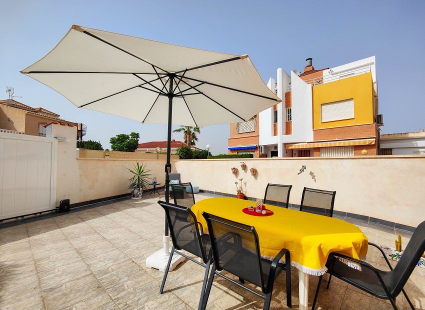 Resale - Townhouse / Duplex / Corner - Orihuela Costa - Los Altos
