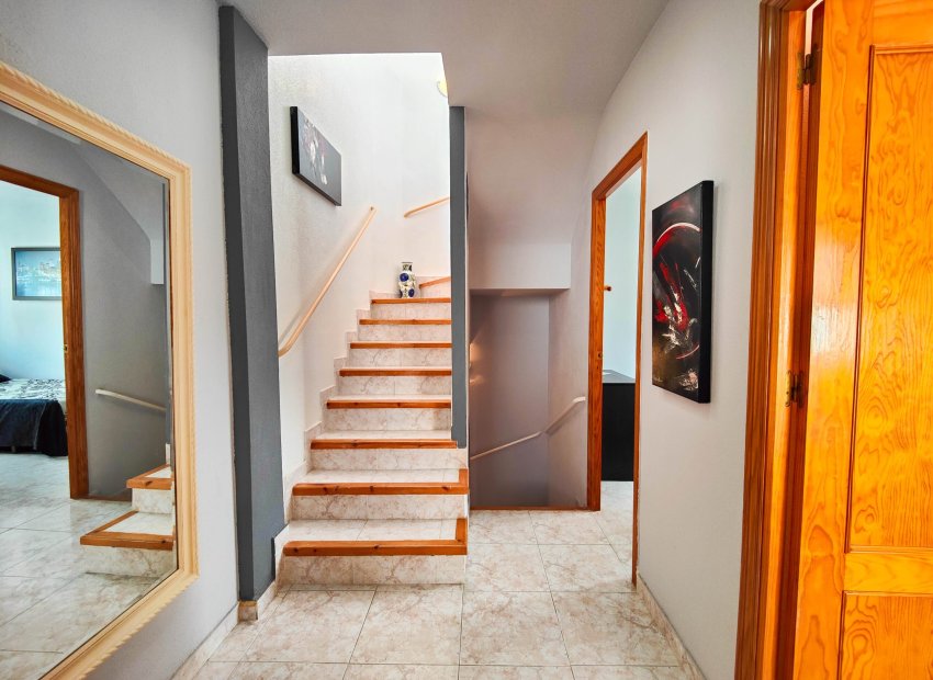 Resale - Townhouse / Duplex / Corner - Orihuela Costa - Los Altos