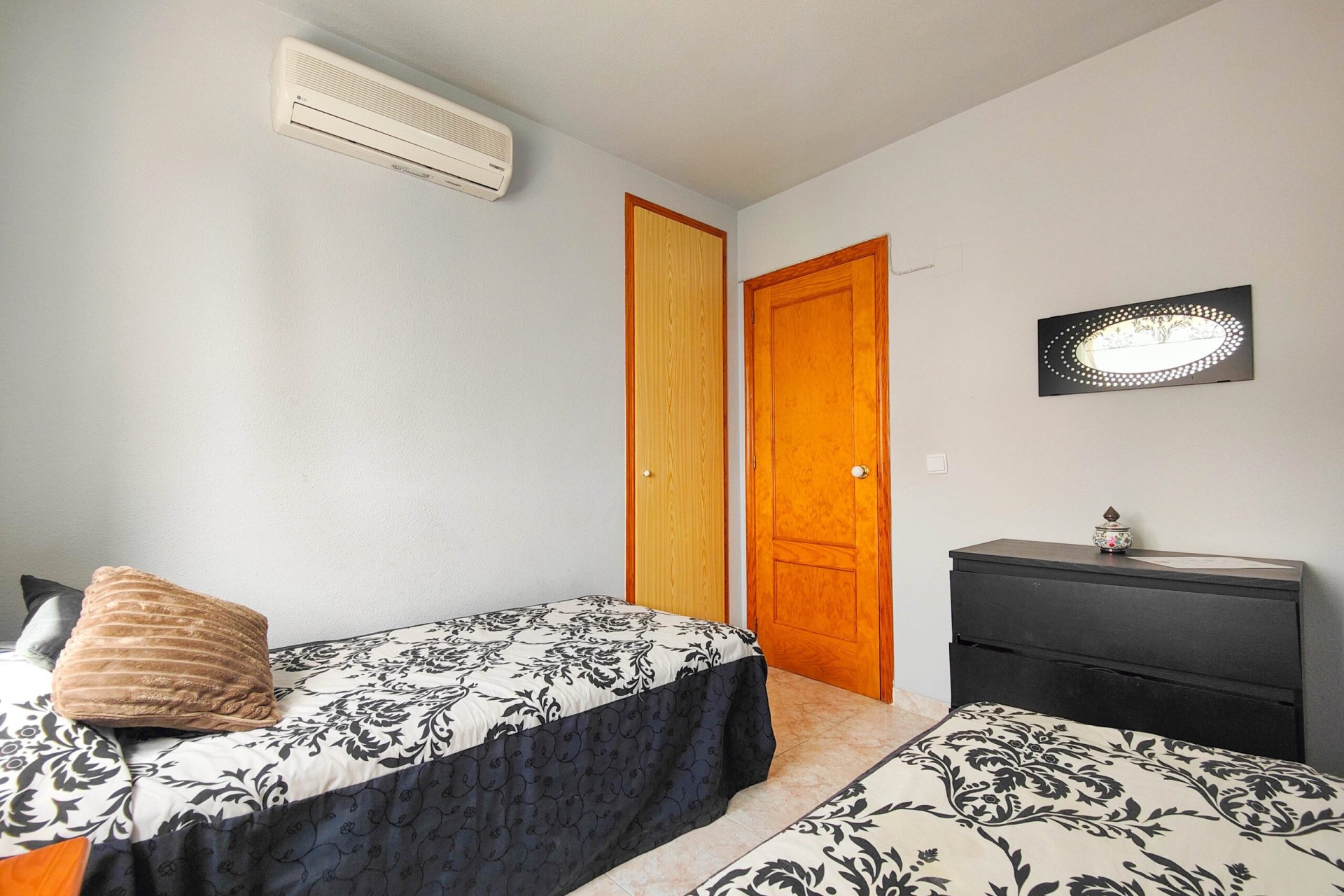 Resale - Townhouse / Duplex / Corner - Orihuela Costa - Los Altos