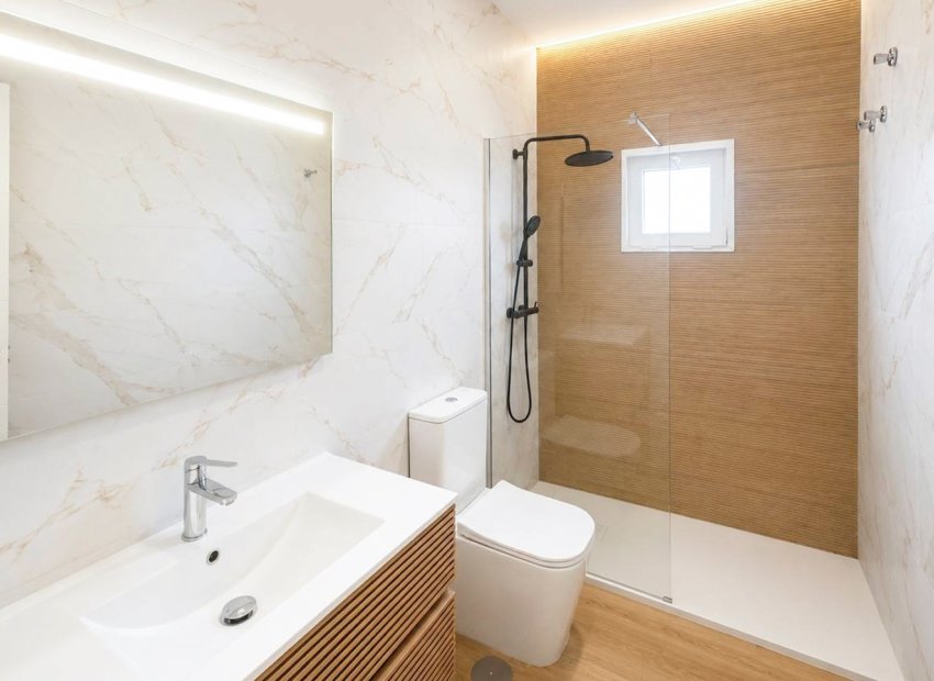 Resale - Townhouse / Duplex / Corner - Orihuela Costa - Los Altos