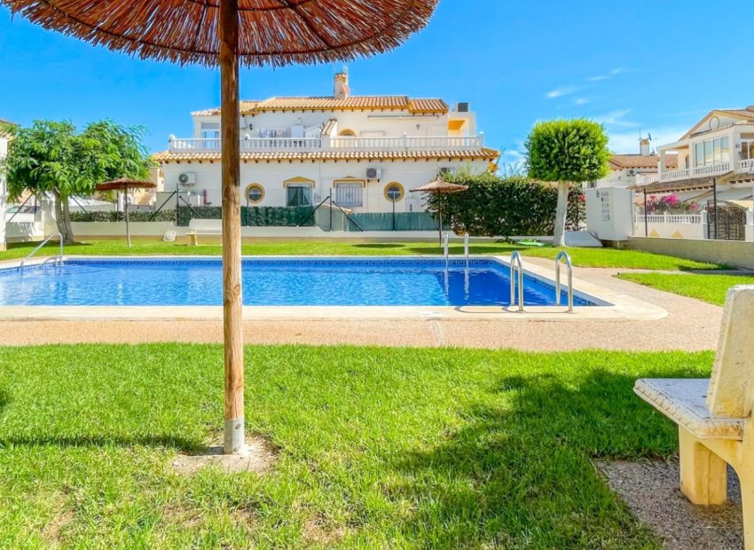 Resale - Townhouse / Duplex / Corner - Orihuela Costa - Los Altos *