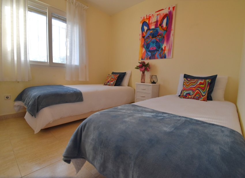 Resale - Townhouse / Duplex / Corner - Orihuela Costa - Los Altos