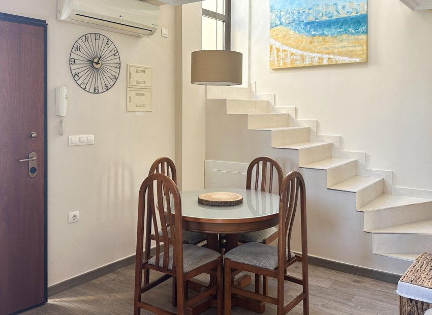 Resale - Townhouse / Duplex / Corner - Orihuela Costa - Los Altos