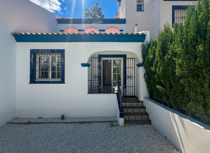 Resale - Townhouse / Duplex / Corner - Orihuela Costa - Los Dolses