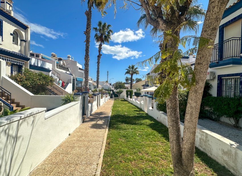 Resale - Townhouse / Duplex / Corner - Orihuela Costa - Los Dolses