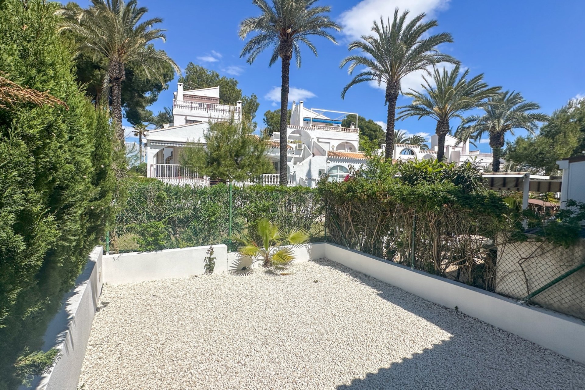 Resale - Townhouse / Duplex / Corner - Orihuela Costa - Los Dolses