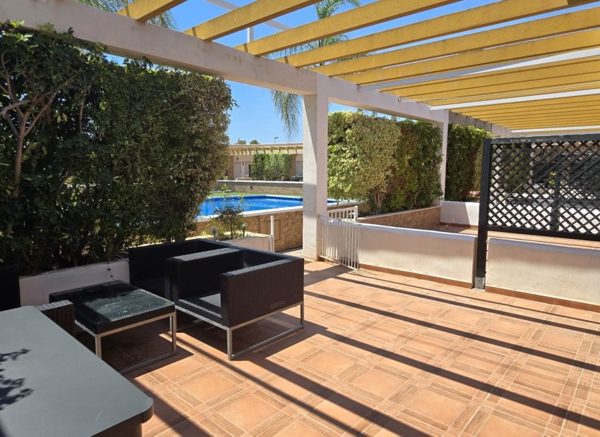 Resale - Townhouse / Duplex / Corner - Orihuela Costa - Mil Palmeras