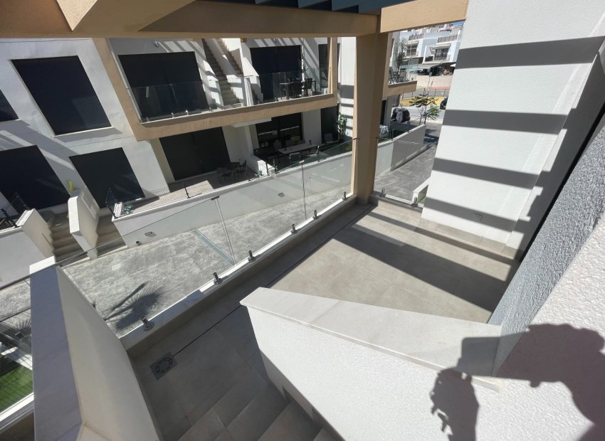 Resale - Townhouse / Duplex / Corner - Orihuela Costa - Pau 26