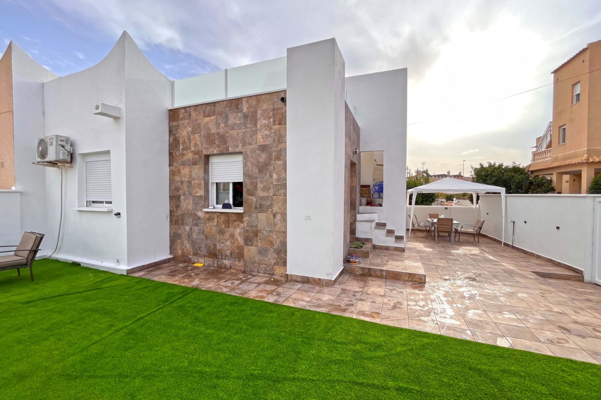 Resale - Townhouse / Duplex / Corner - Orihuela Costa - Playa Flamenca