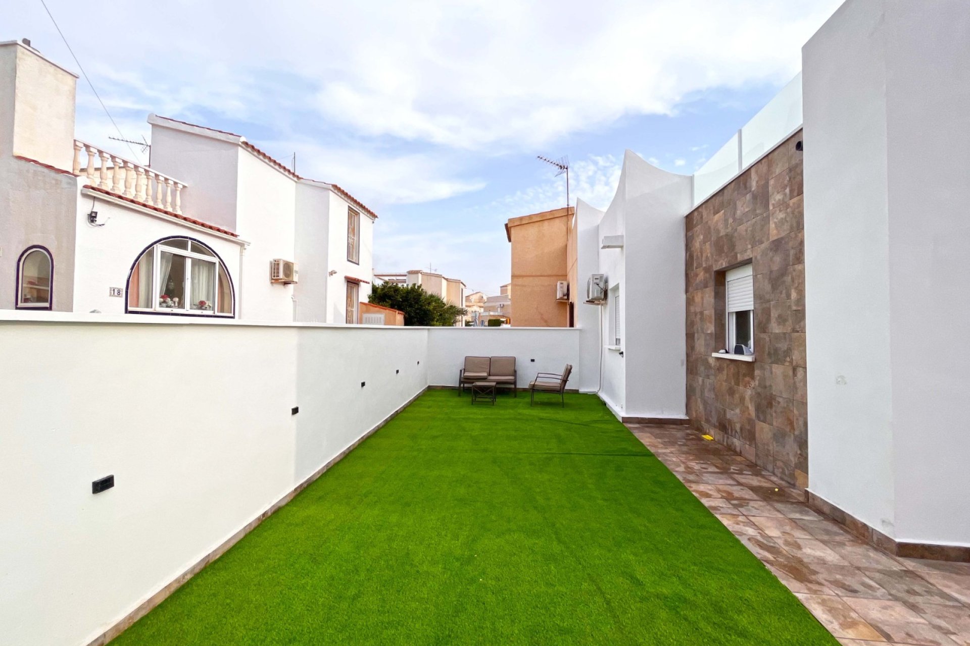 Resale - Townhouse / Duplex / Corner - Orihuela Costa - Playa Flamenca