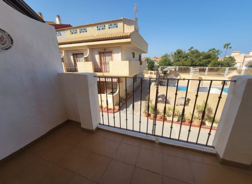 Resale - Townhouse / Duplex / Corner - Orihuela Costa - Playa Flamenca