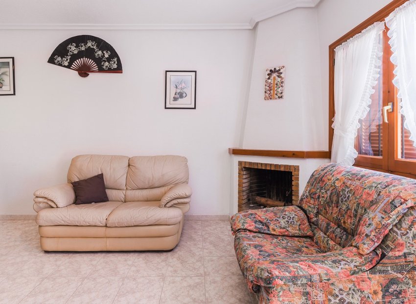 Resale - Townhouse / Duplex / Corner - Orihuela Costa - Playa Flamenca