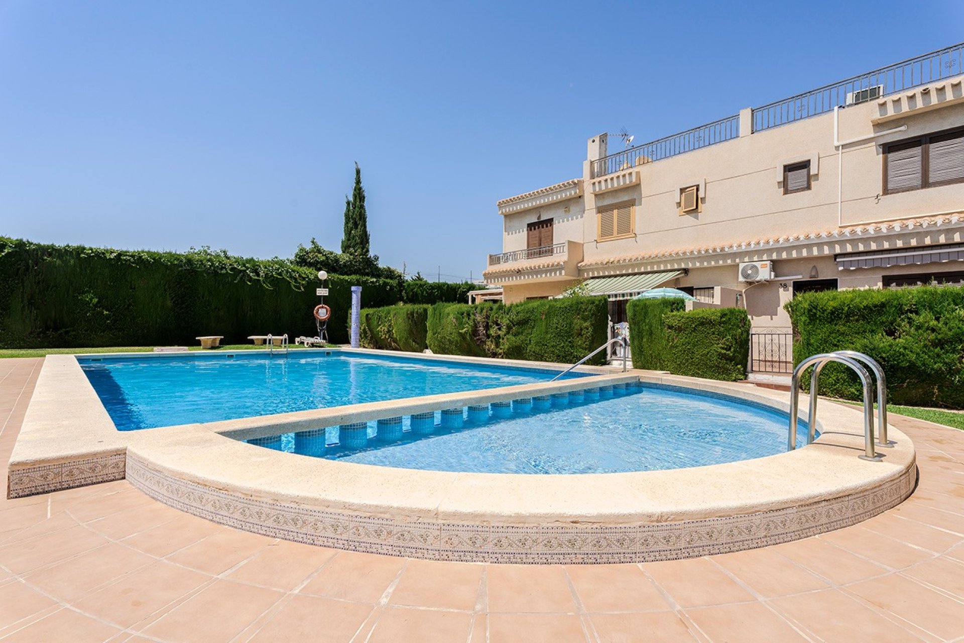 Resale - Townhouse / Duplex / Corner - Orihuela Costa - Playa Flamenca