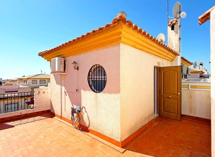 Resale - Townhouse / Duplex / Corner - Orihuela Costa - Playa Flamenca