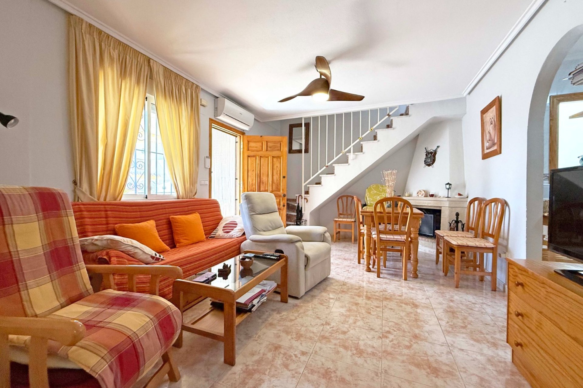 Resale - Townhouse / Duplex / Corner - Orihuela Costa - Playa Flamenca