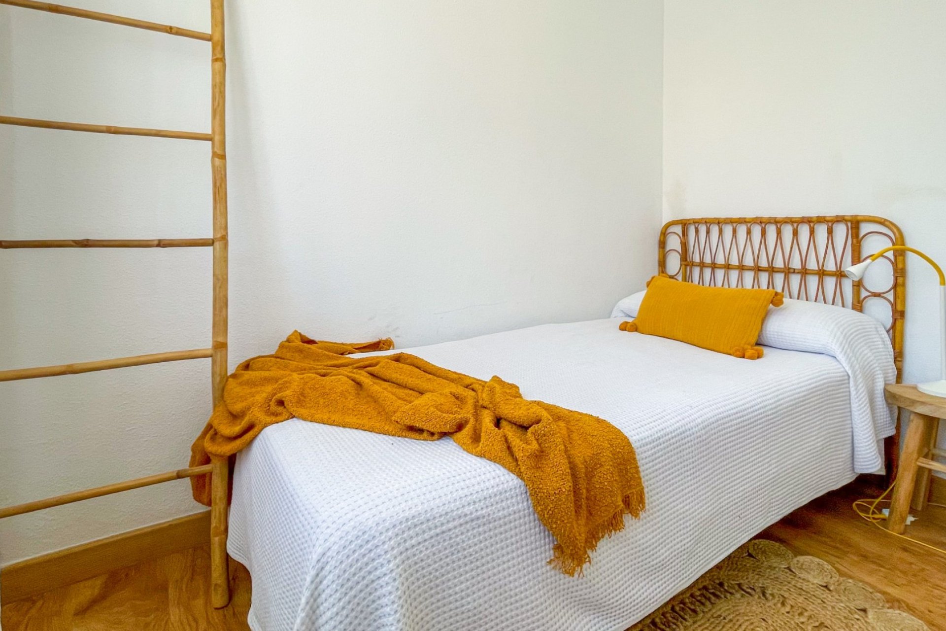 Resale - Townhouse / Duplex / Corner - Orihuela Costa - Playa Flamenca