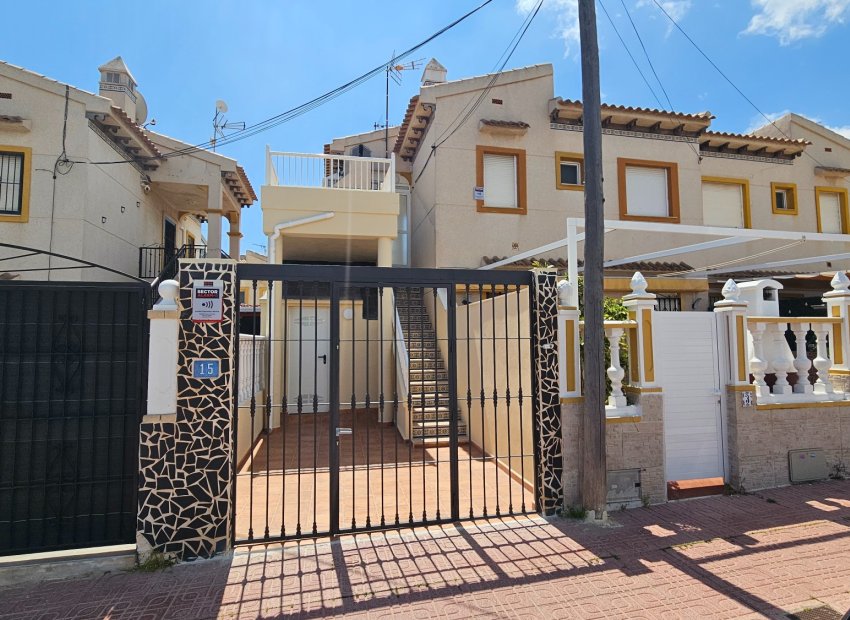 Resale - Townhouse / Duplex / Corner - Orihuela Costa - Playa Flamenca