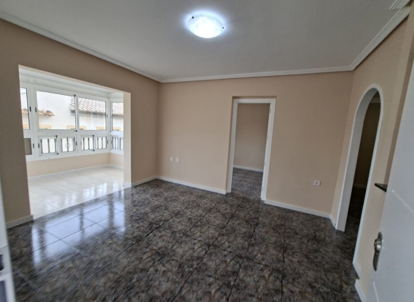 Resale - Townhouse / Duplex / Corner - Orihuela Costa - Playa Flamenca