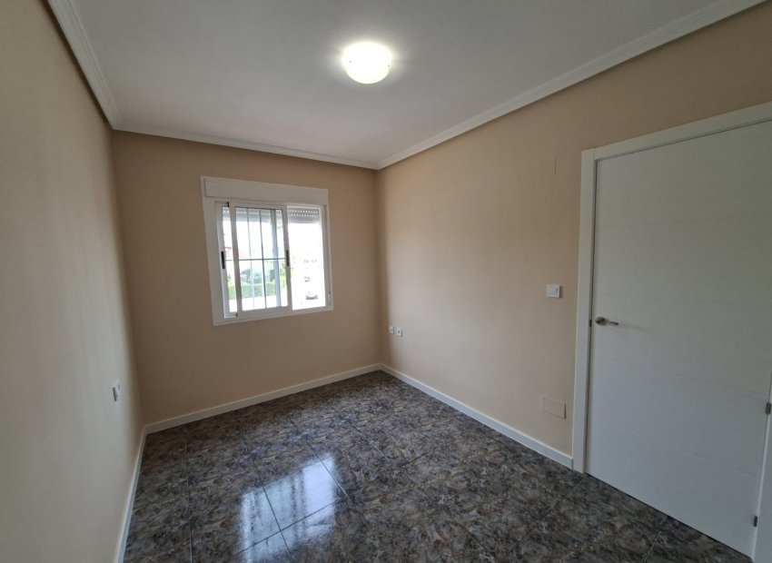 Resale - Townhouse / Duplex / Corner - Orihuela Costa - Playa Flamenca