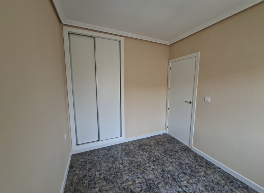 Resale - Townhouse / Duplex / Corner - Orihuela Costa - Playa Flamenca