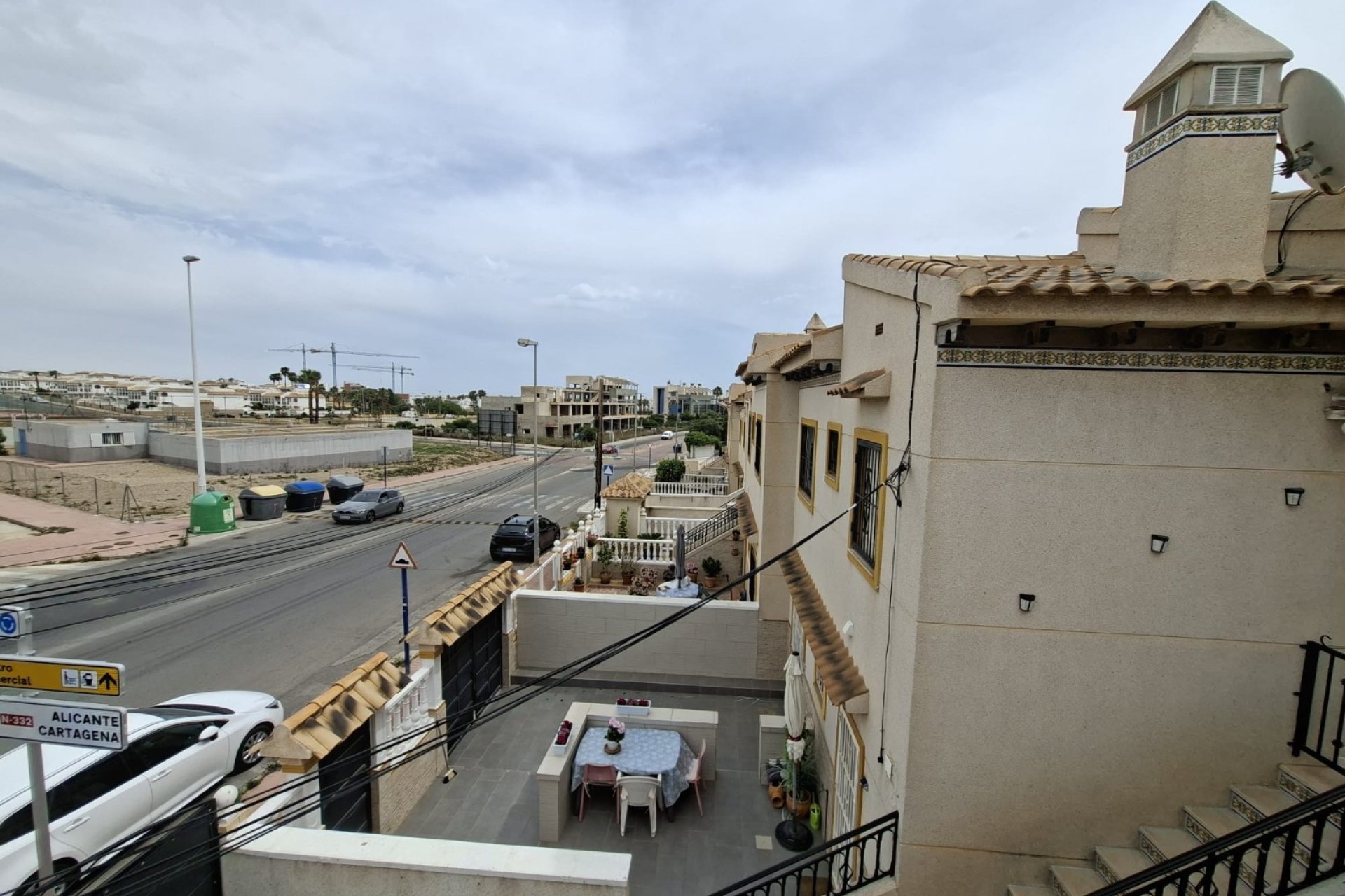 Resale - Townhouse / Duplex / Corner - Orihuela Costa - Playa Flamenca