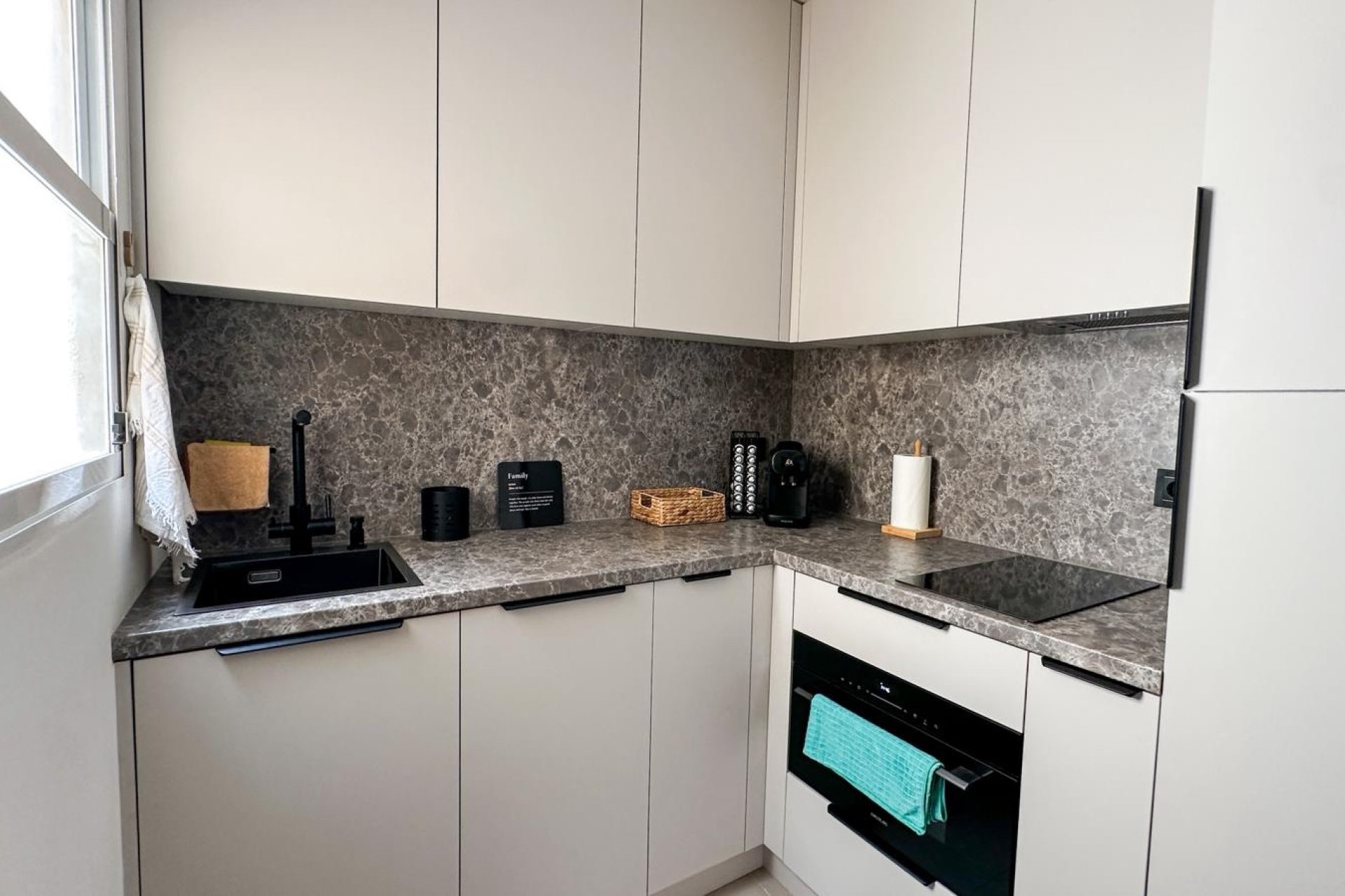 Resale - Townhouse / Duplex / Corner - Orihuela Costa - Playa Flamenca