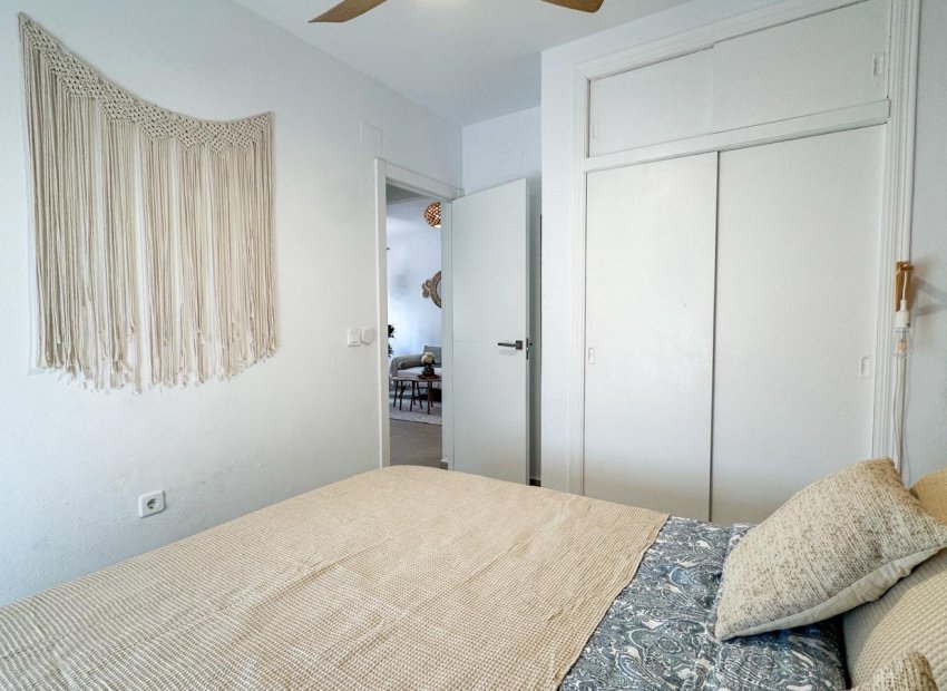 Resale - Townhouse / Duplex / Corner - Orihuela Costa - Playa Flamenca