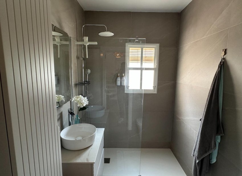Resale - Townhouse / Duplex / Corner - Orihuela Costa - Playa Flamenca