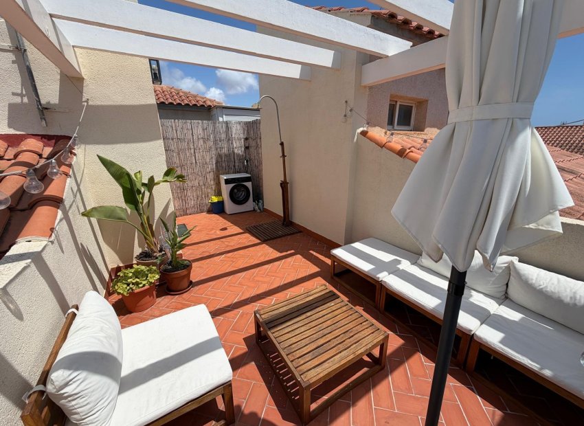 Resale - Townhouse / Duplex / Corner - Orihuela Costa - Playa Flamenca