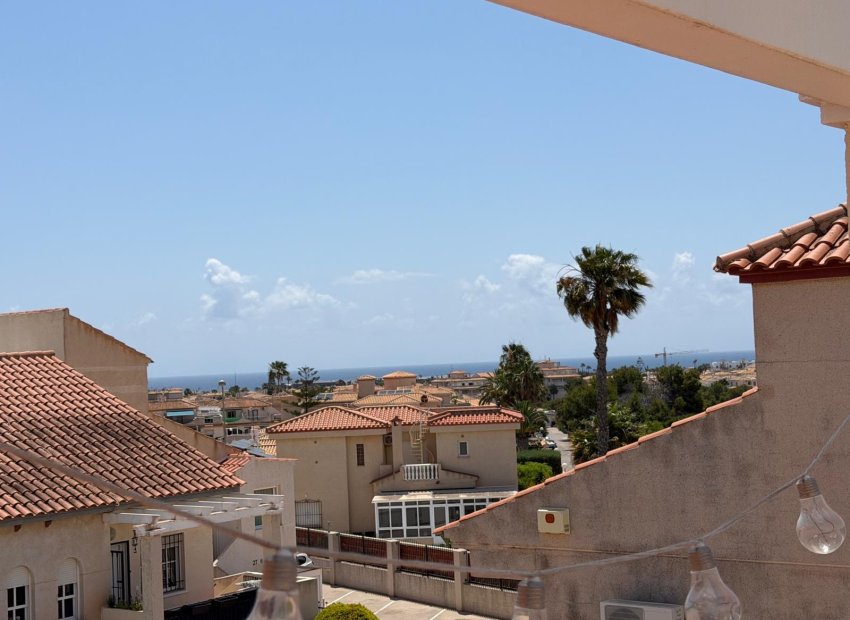Resale - Townhouse / Duplex / Corner - Orihuela Costa - Playa Flamenca