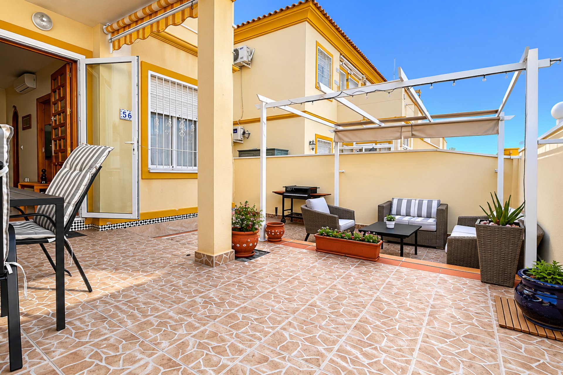 Resale - Townhouse / Duplex / Corner - Orihuela Costa - Playa Flamenca