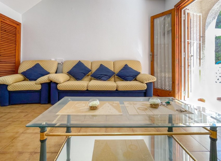 Resale - Townhouse / Duplex / Corner - Orihuela Costa - Playa Flamenca