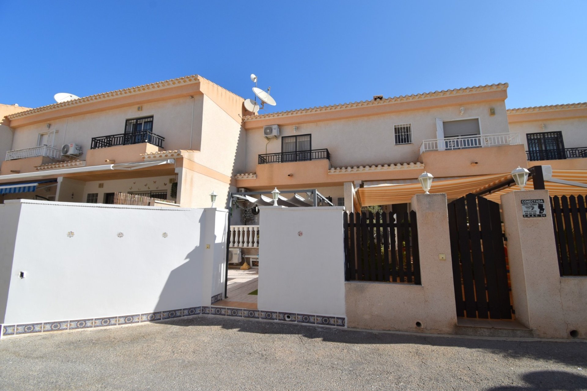 Resale - Townhouse / Duplex / Corner - Orihuela Costa - Playa Flamenca