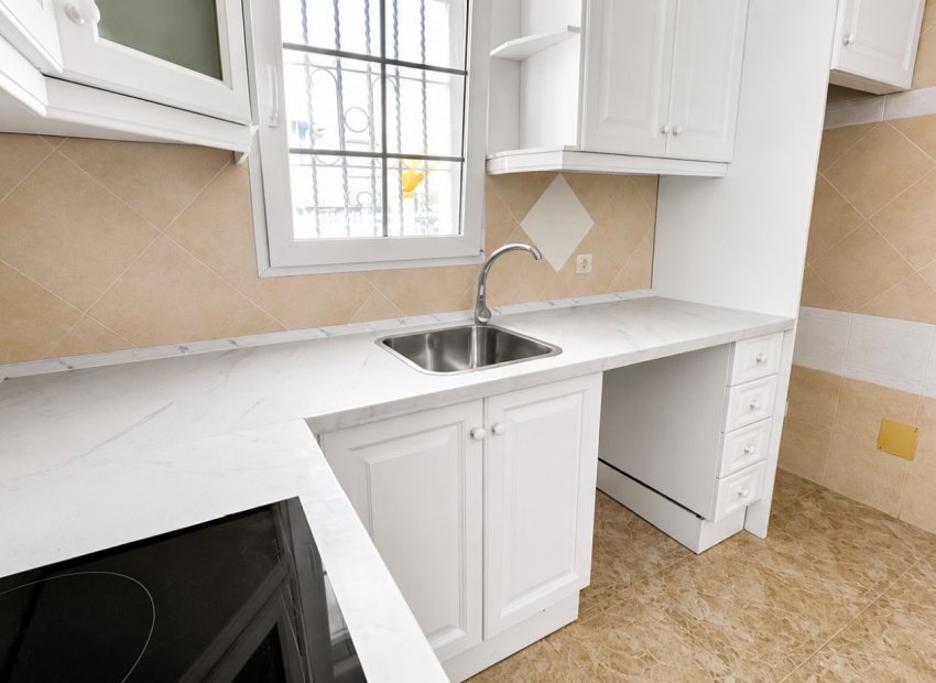 Resale - Townhouse / Duplex / Corner - Orihuela Costa - Playa Flamenca