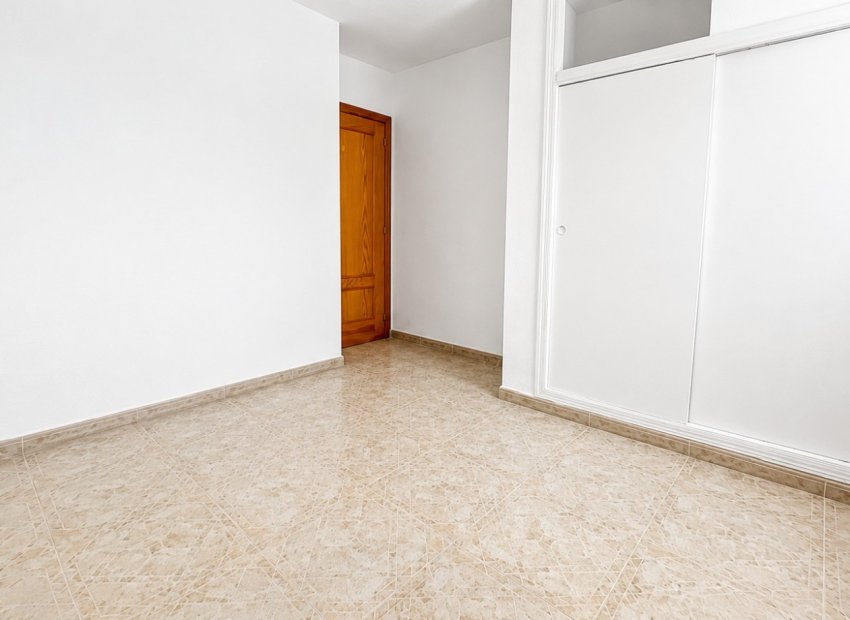 Resale - Townhouse / Duplex / Corner - Orihuela Costa - Playa Flamenca