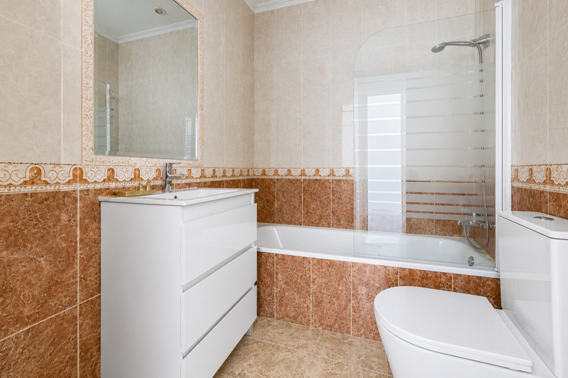 Resale - Townhouse / Duplex / Corner - Orihuela Costa - Playa Flamenca