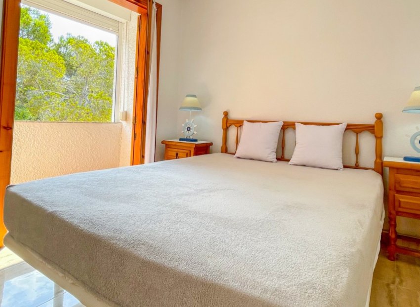 Resale - Townhouse / Duplex / Corner - Orihuela Costa - Playa Flamenca