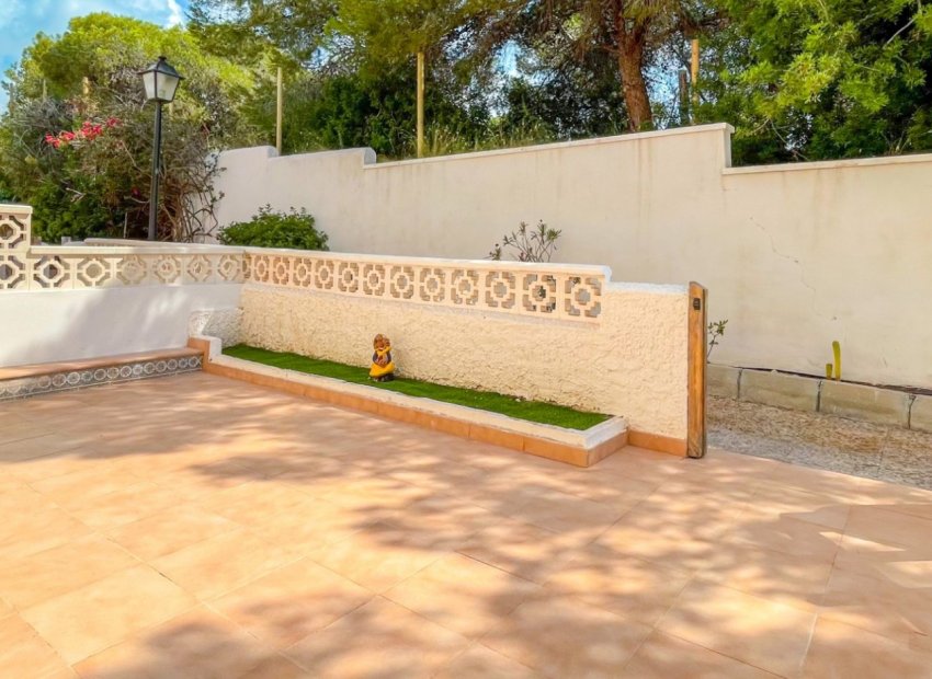 Resale - Townhouse / Duplex / Corner - Orihuela Costa - Playa Flamenca