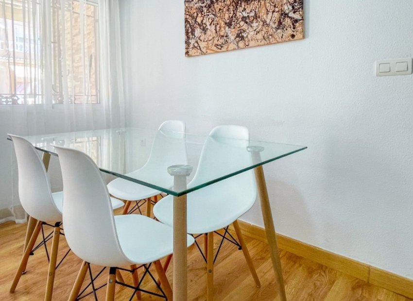 Resale - Townhouse / Duplex / Corner - Orihuela Costa - Playa Flamenca