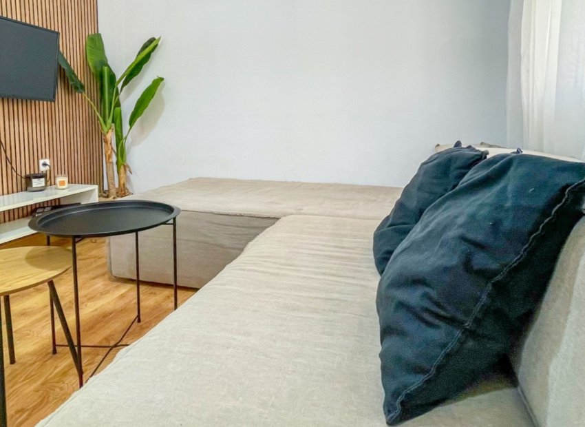 Resale - Townhouse / Duplex / Corner - Orihuela Costa - Playa Flamenca